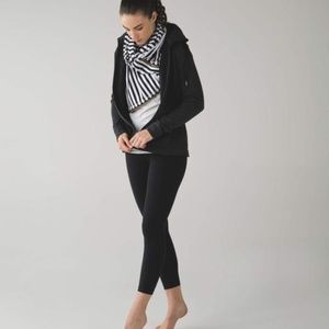 Lululemon zippered vinyasa scarf